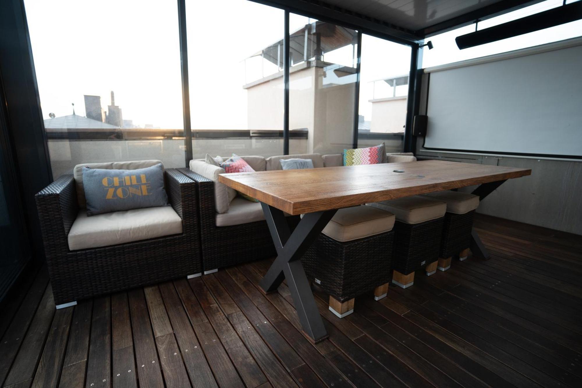 Apartment Luxury Rooftop With Fantastic Views Prague